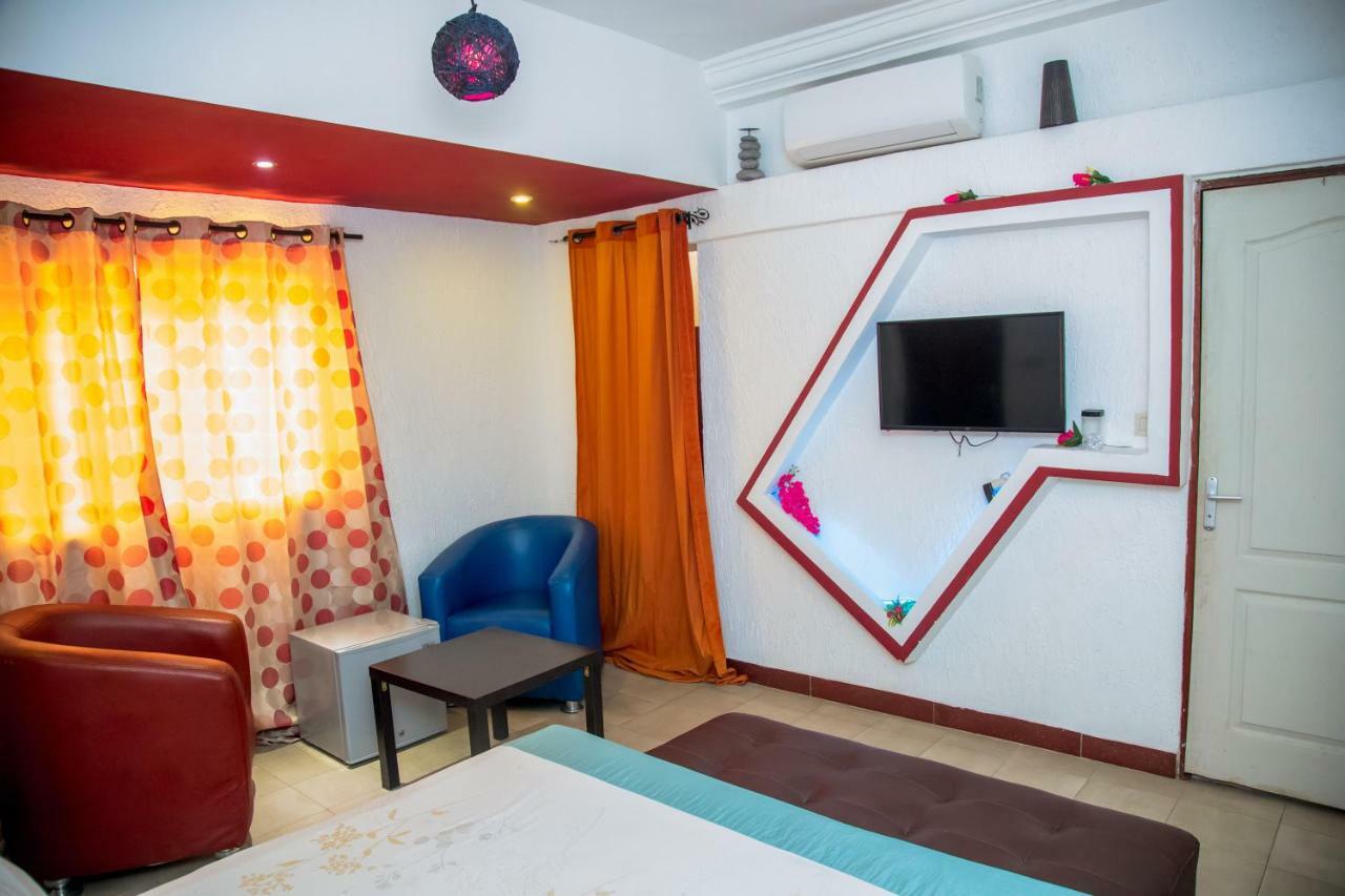Senateur Hotel Agontinkon Cotonou Exterior foto
